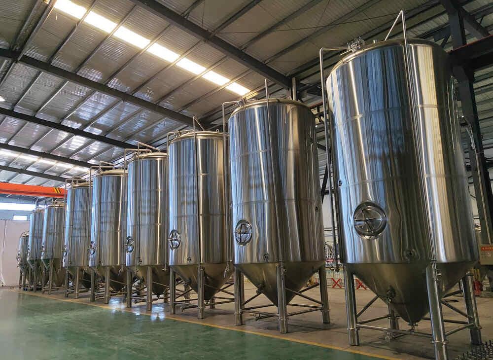 beer fermenter,brewery canada,brewery beer brewing equipments,conical stainless steel beer fermenter,commercial brewery equipments for sale,how to start brewery,brewery equipment cost,beer tank,beer bottling machine,automatic brewery system